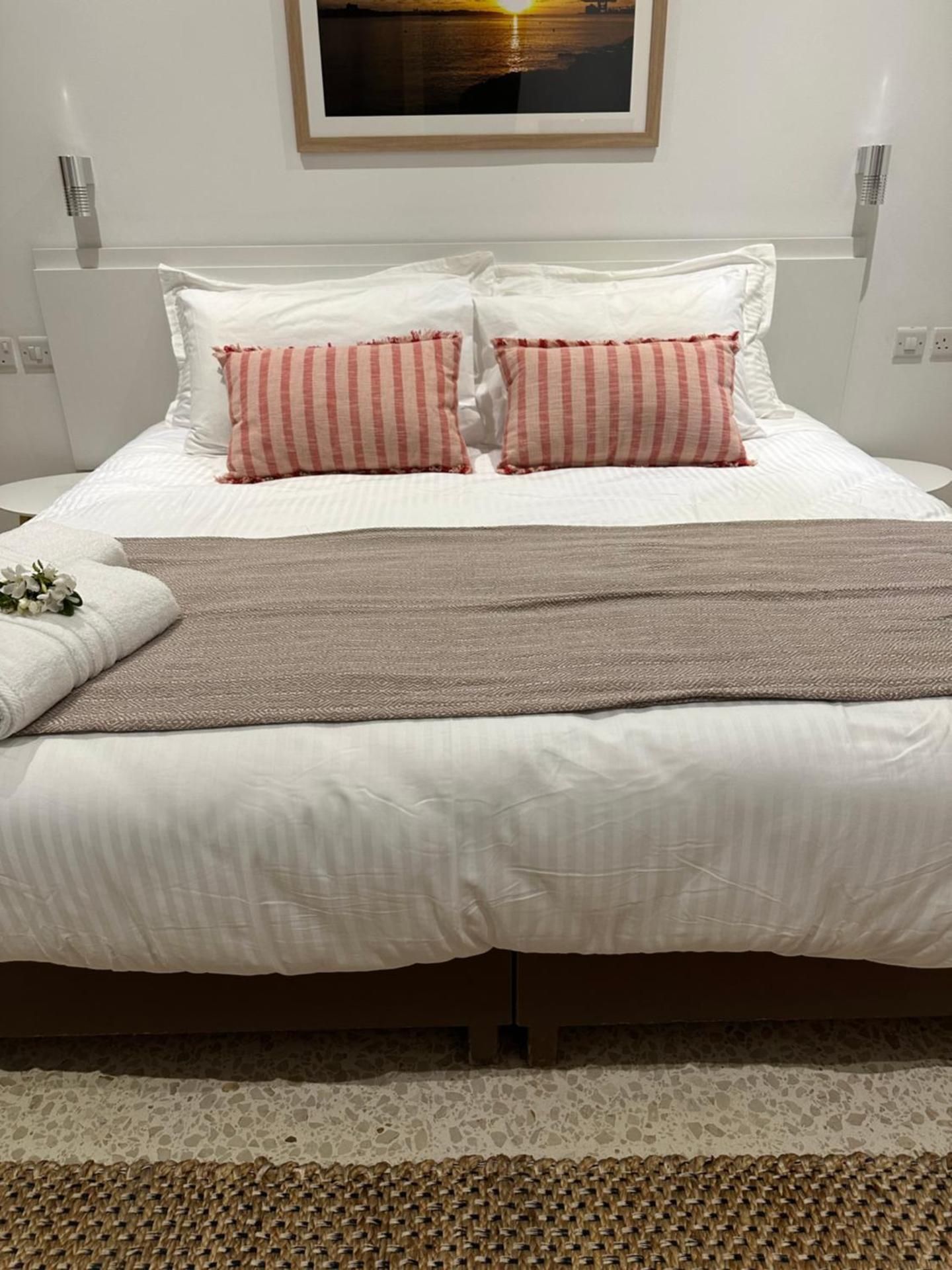 Double or Twin Room with Sea View