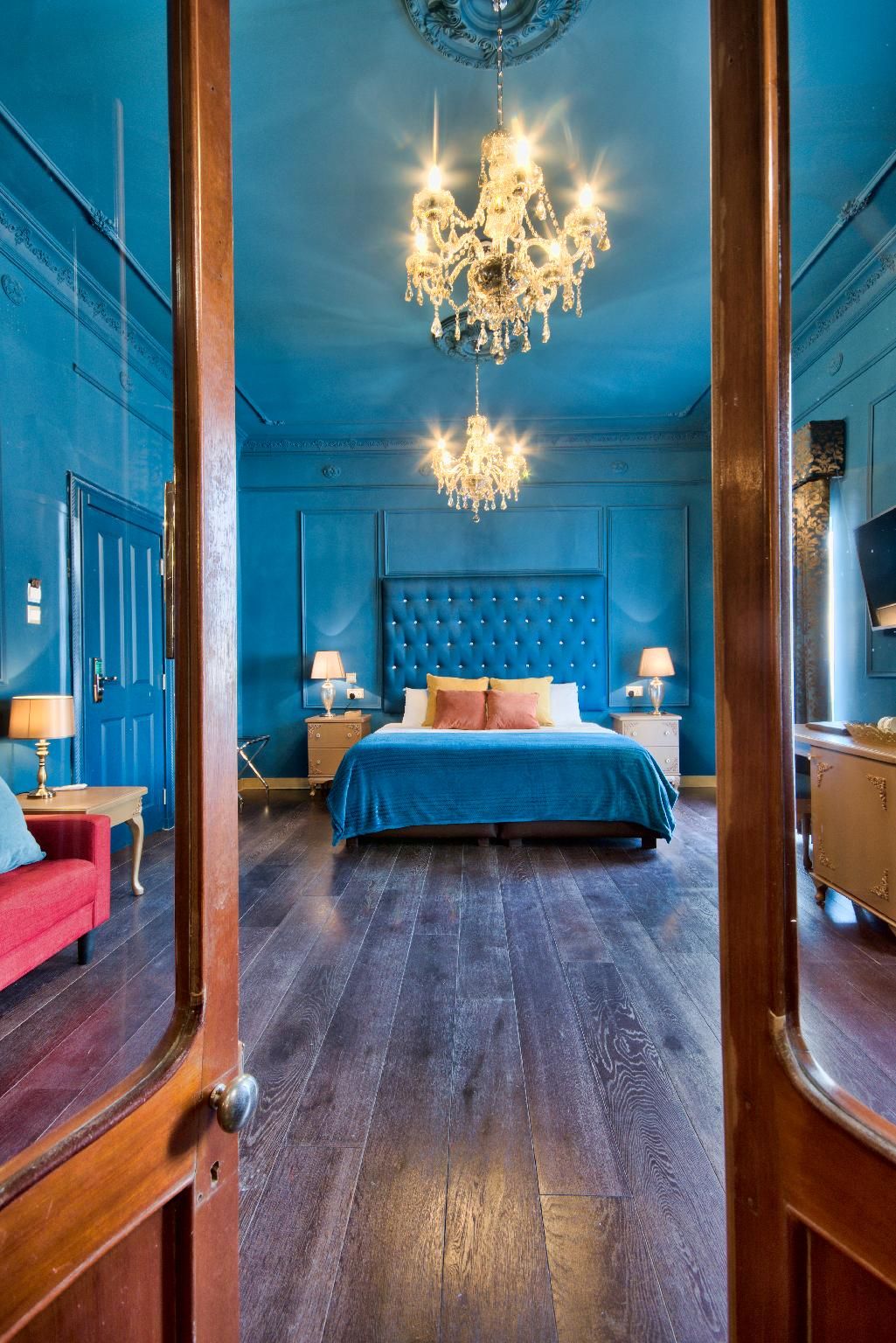 Balcony Executive Suite