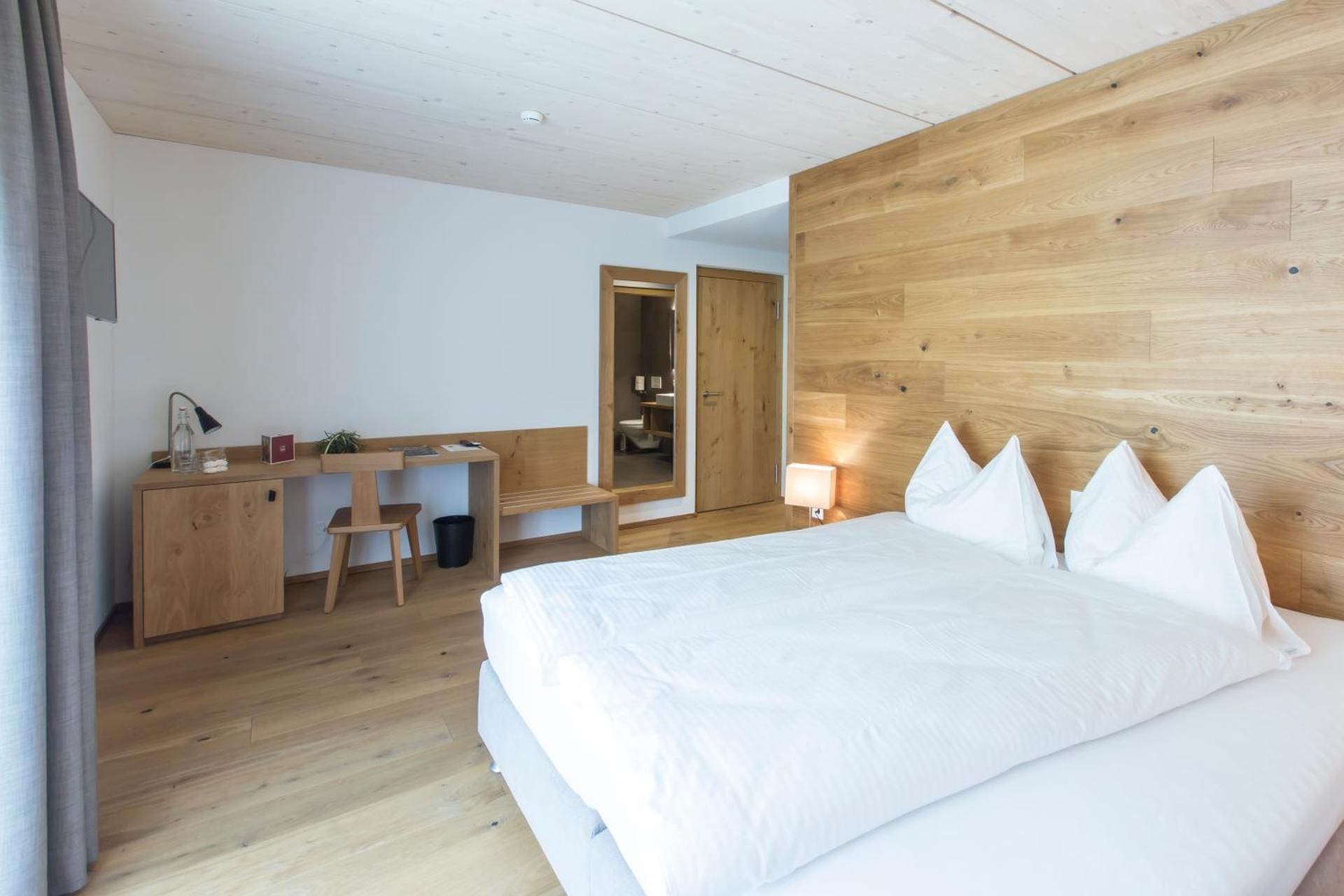 Double Room North