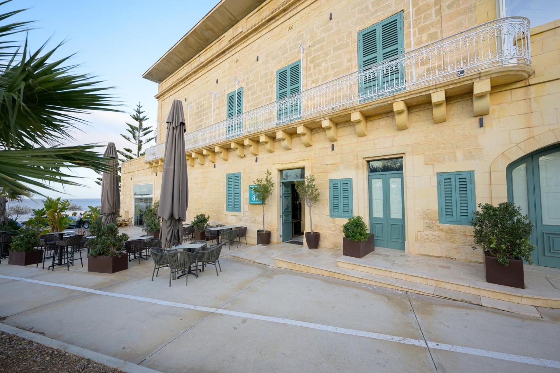 XVI Suites - Adults Only