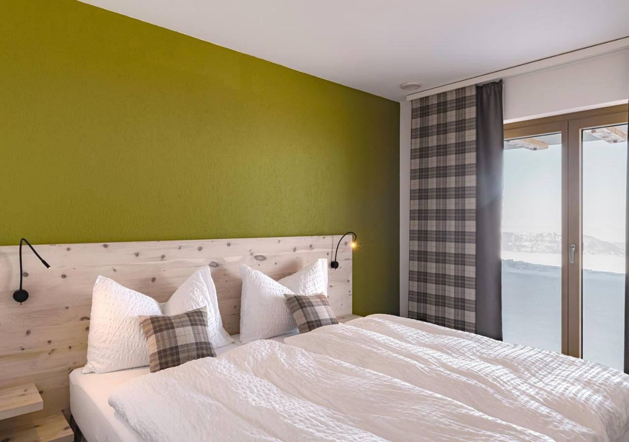 Double Room with Balcony (3 Adults)