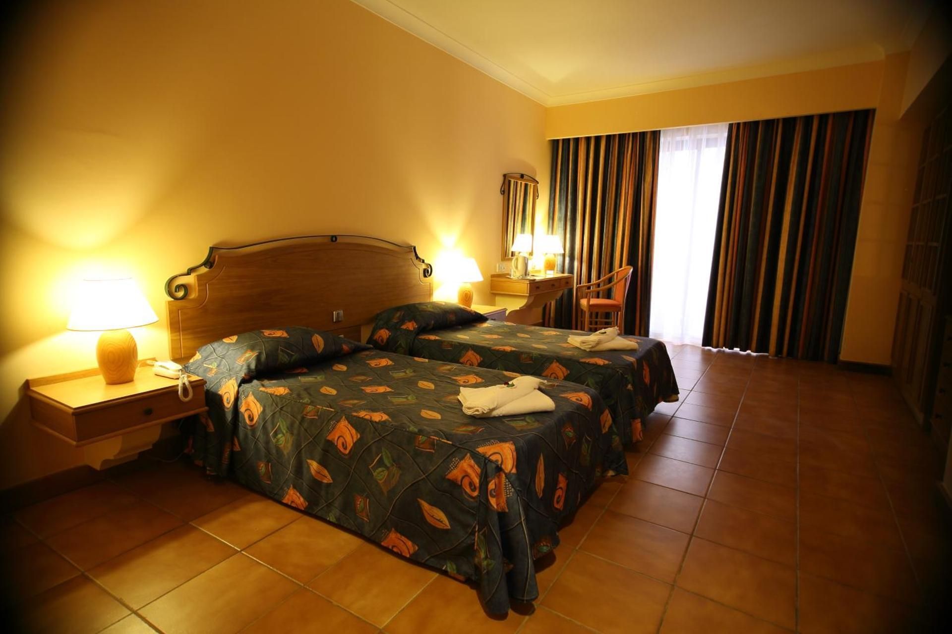 2 Bedroom
