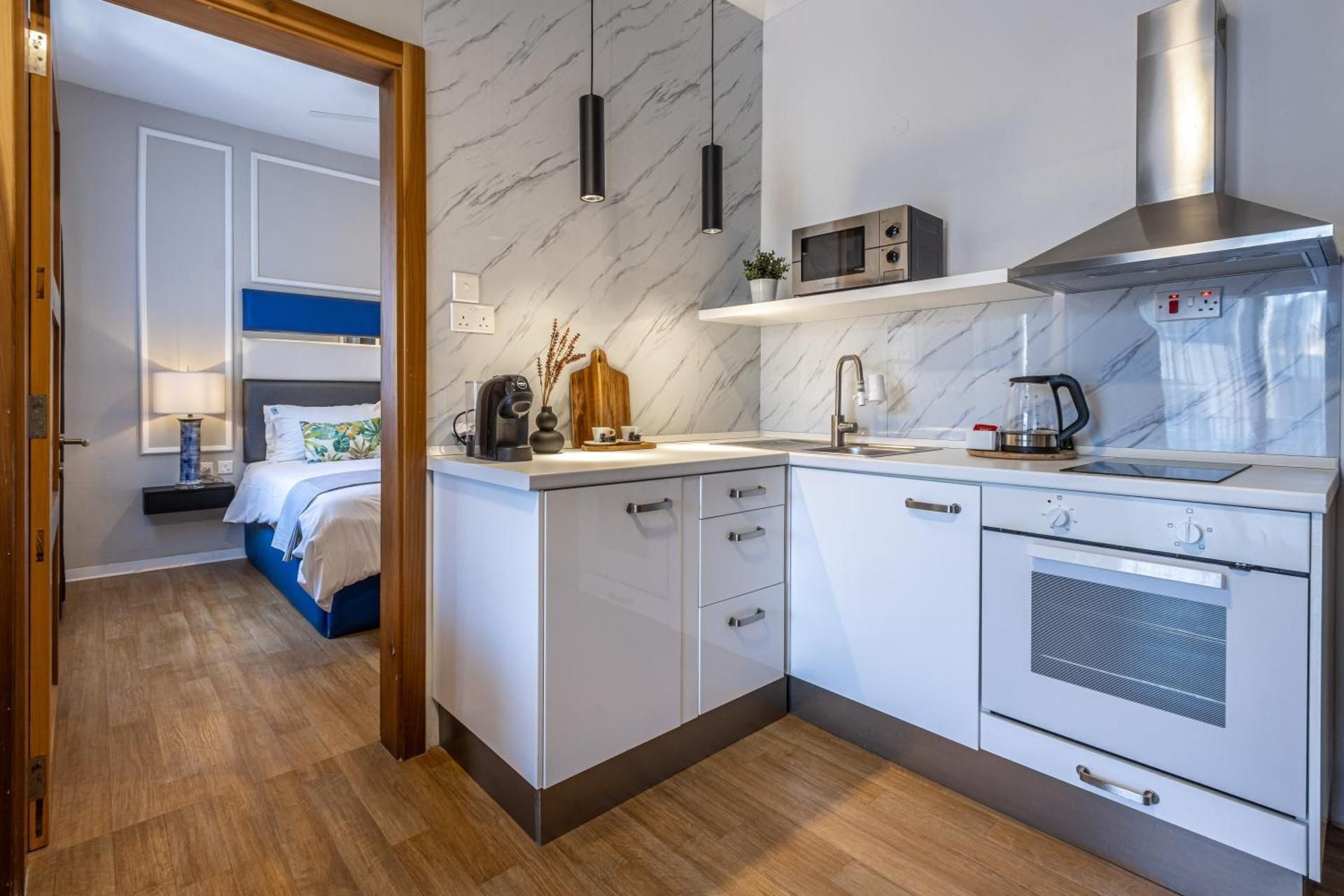 Deluxe Studio (2 adults)