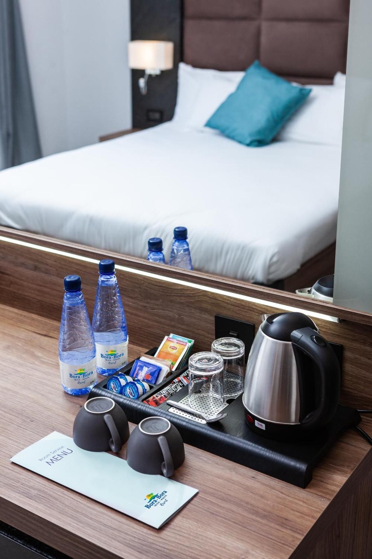 Quadruple Room - Free Access to Toy Room Club