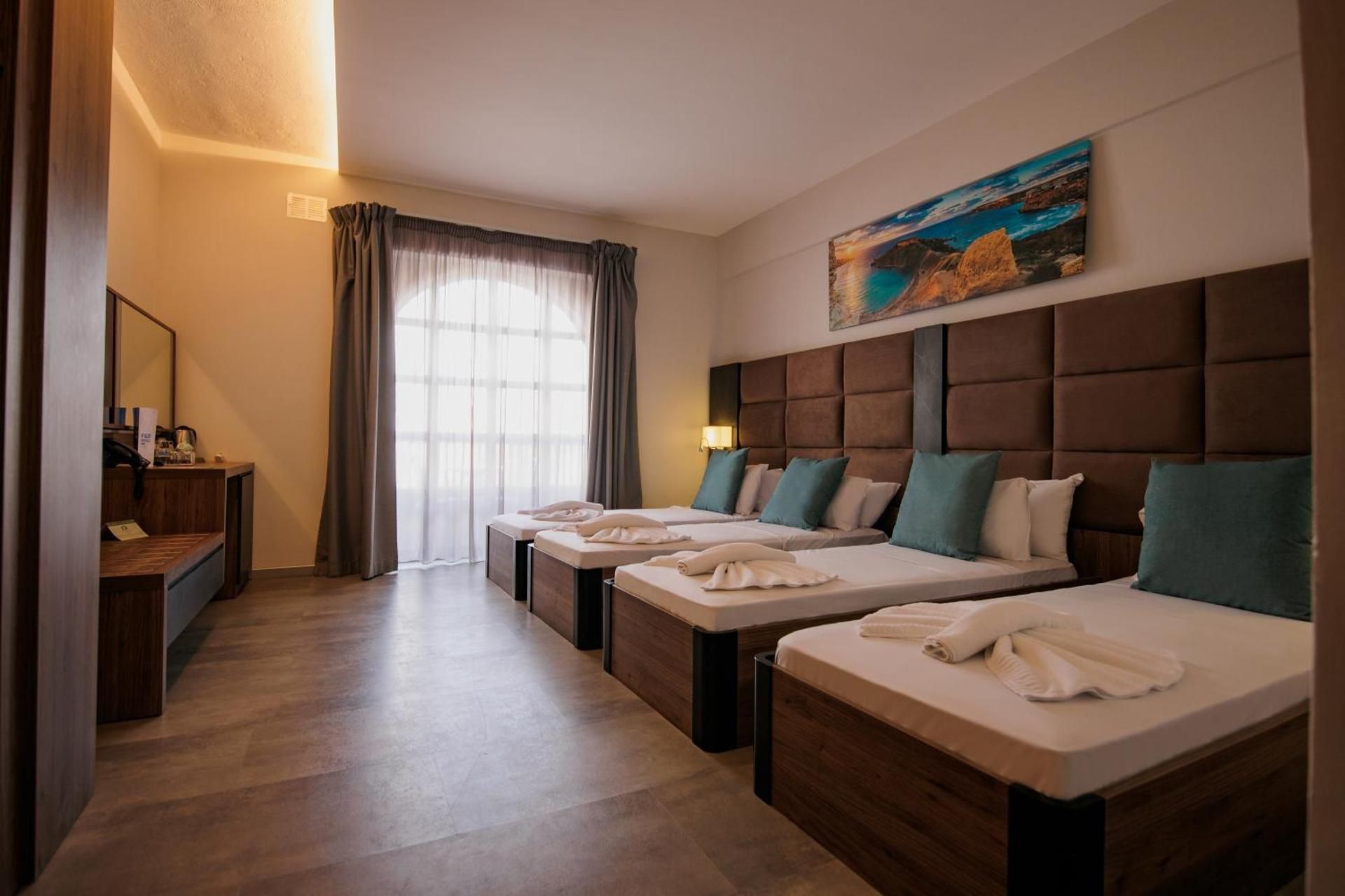 Quadruple Room - Free Access to Toy Room Club