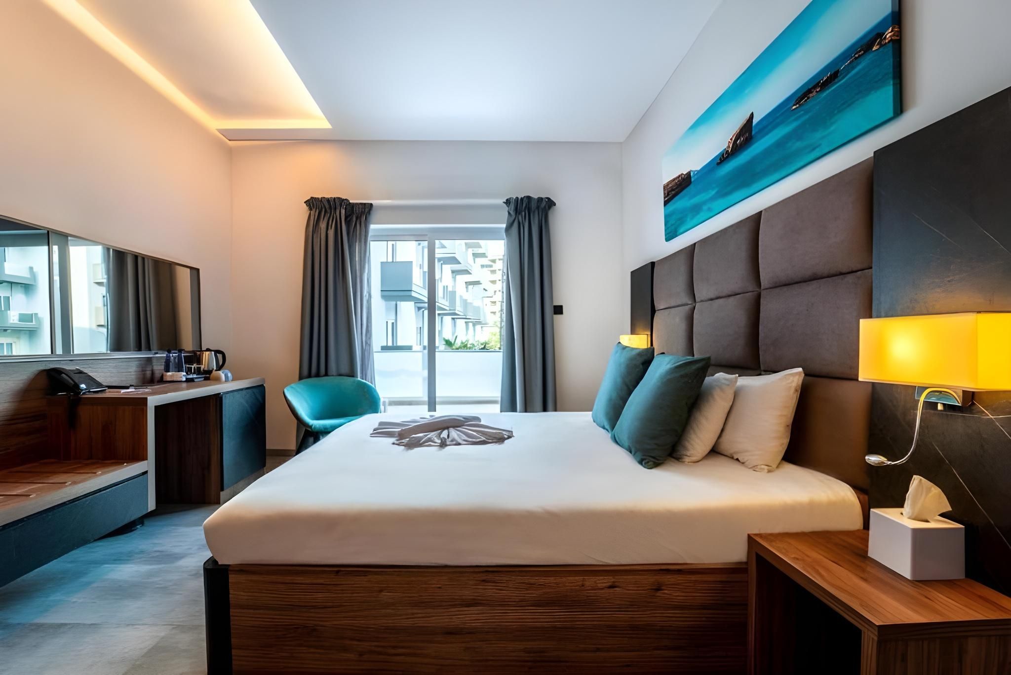 Superior Triple Room