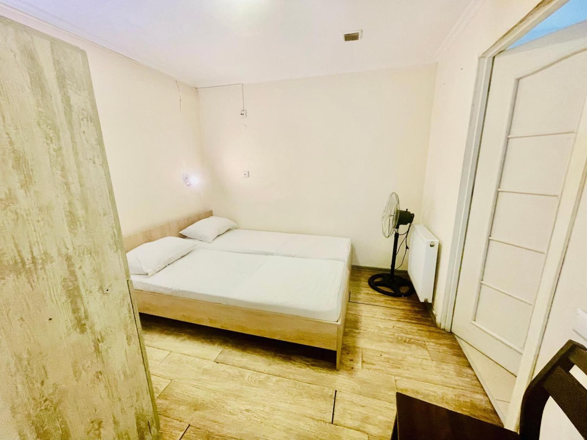 Economy Twin Room