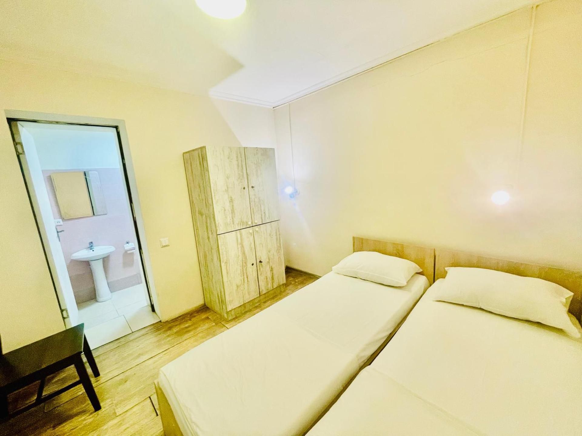 Economy Twin Room