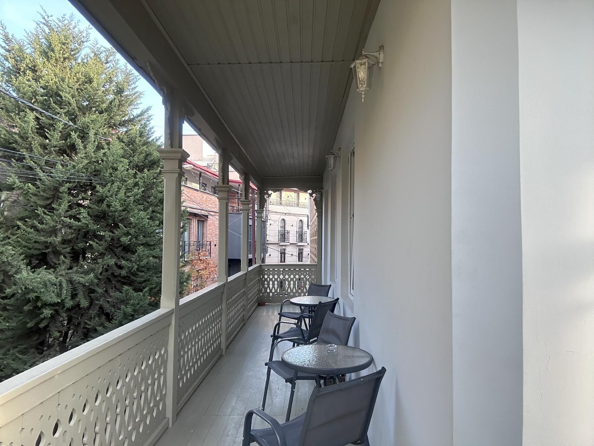 balcony/terrace