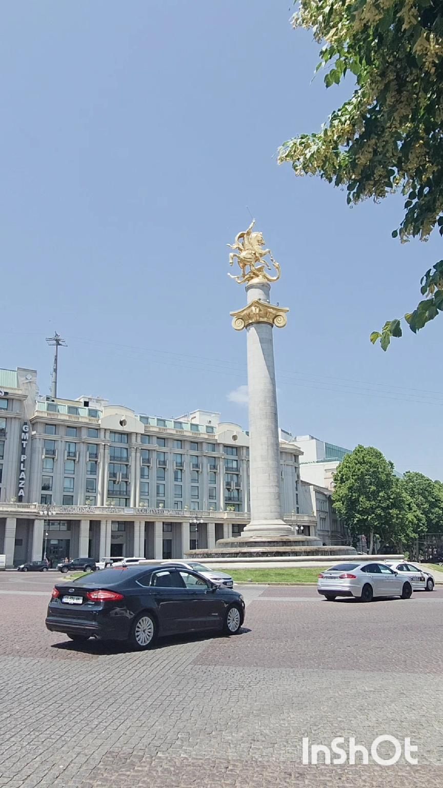 Vintage Hostel At Freedom Square