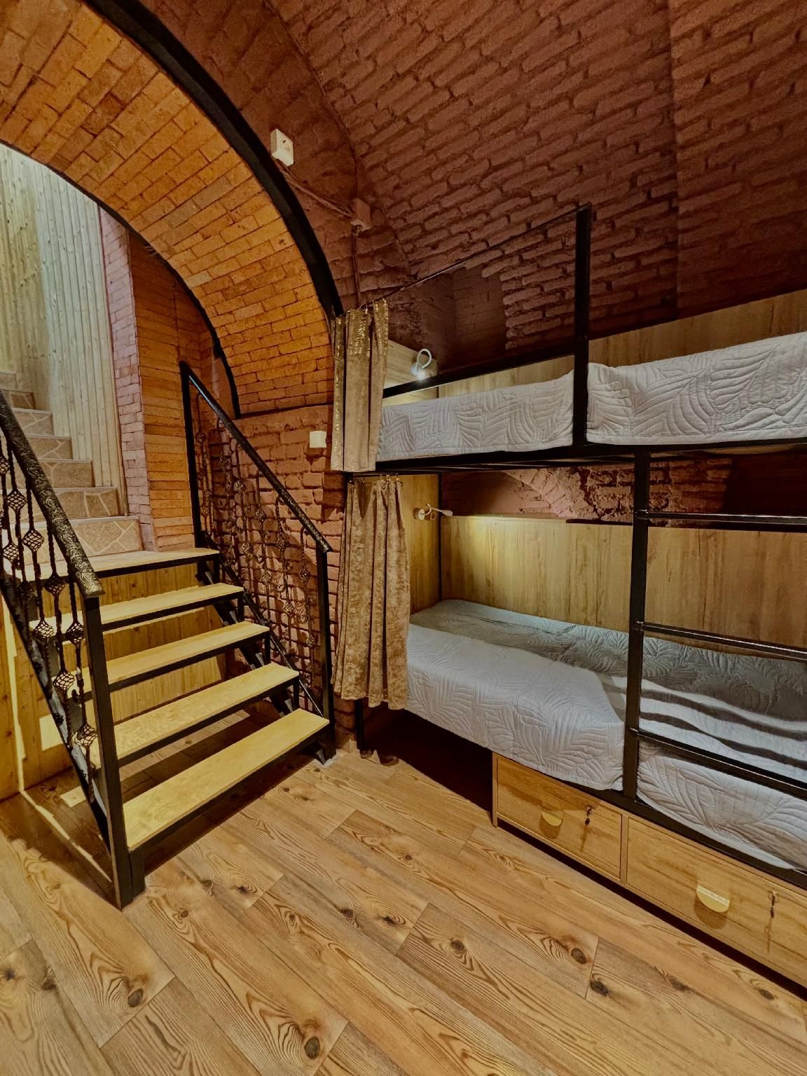 Single Bed in 8-Bed Co-Living Room - All Genders