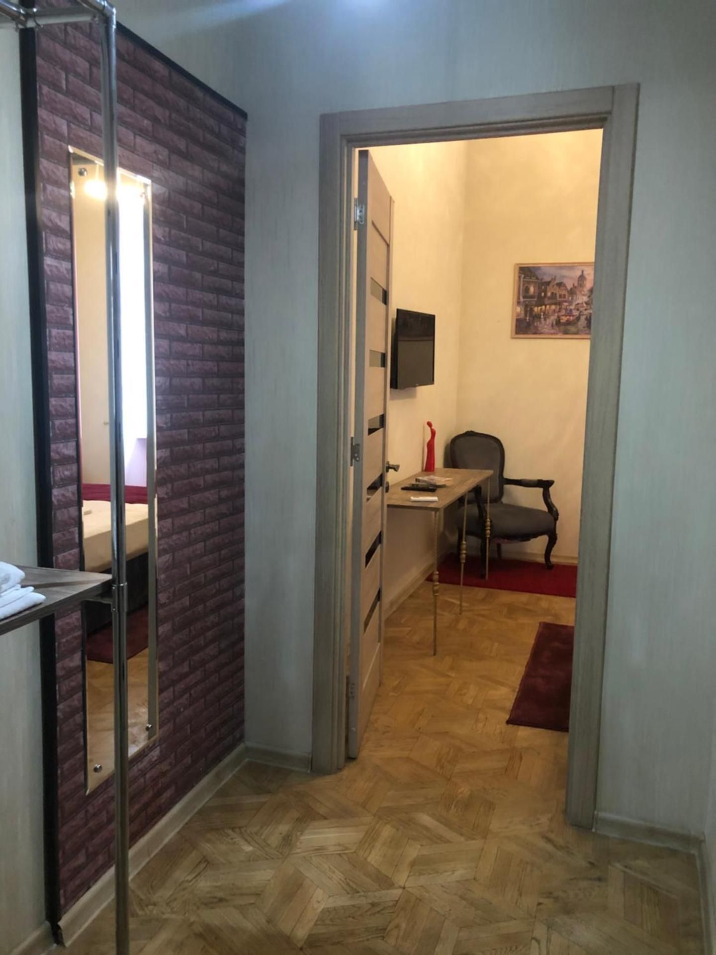 Brickwall Tbilisi-Tbilisi vibe Standard Double Room 2