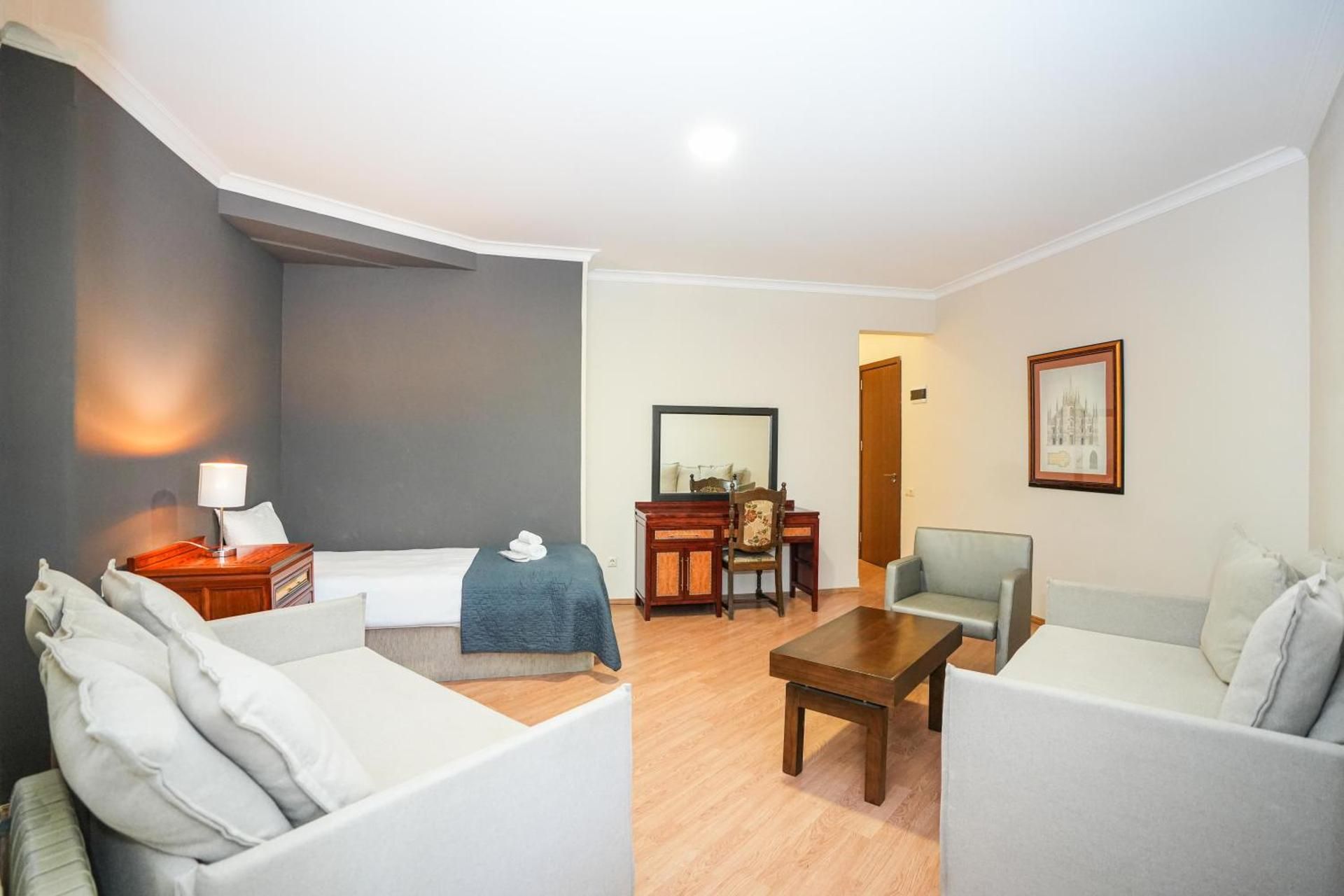 Superior Family Room