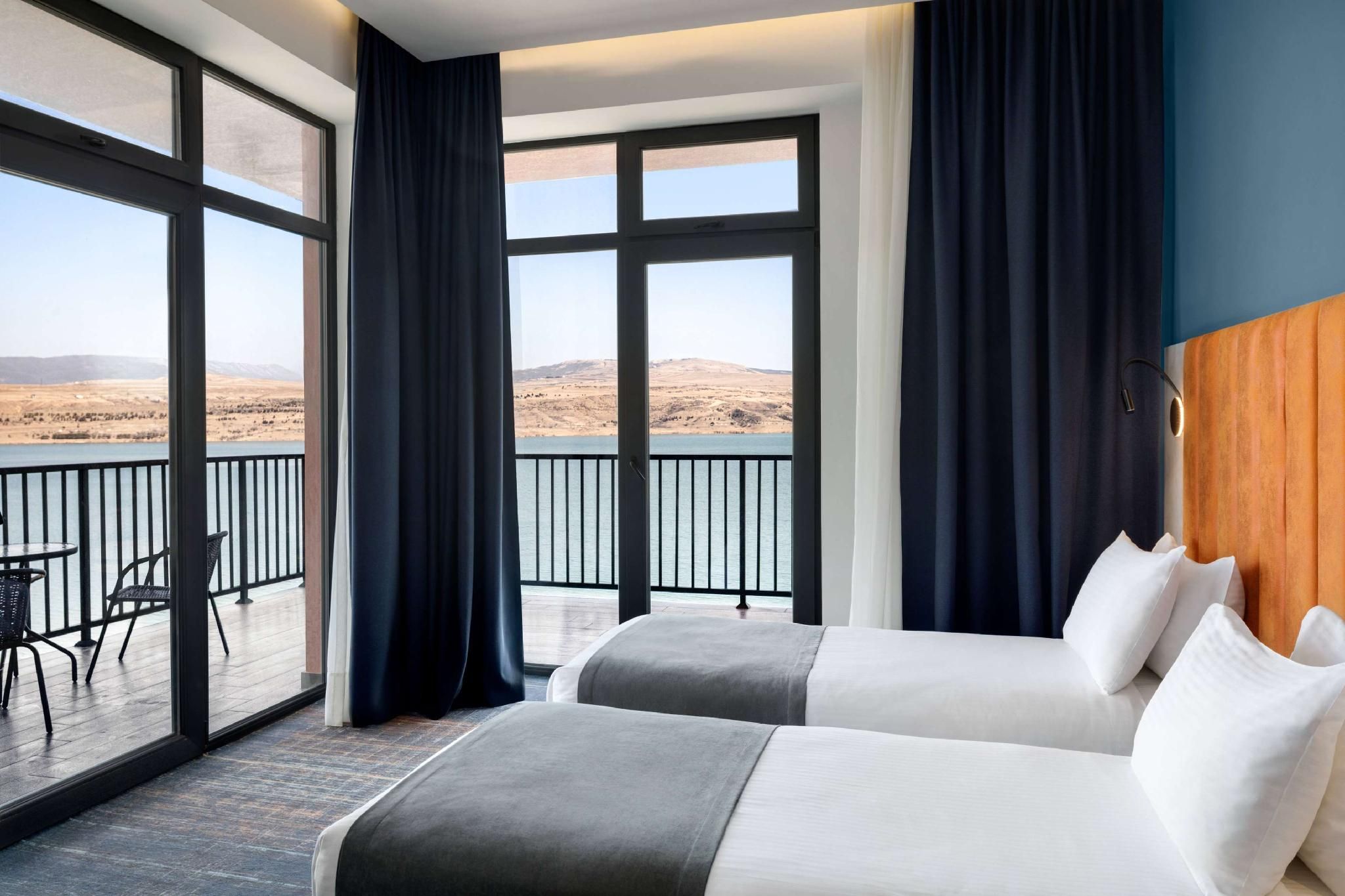 Twin Suite, Sea View