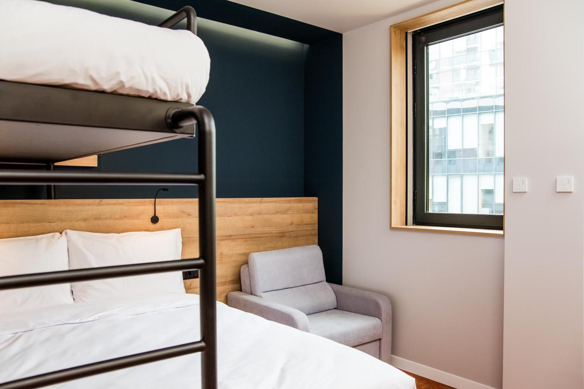 Pop Triple Room with One Double and One Bunk Beds