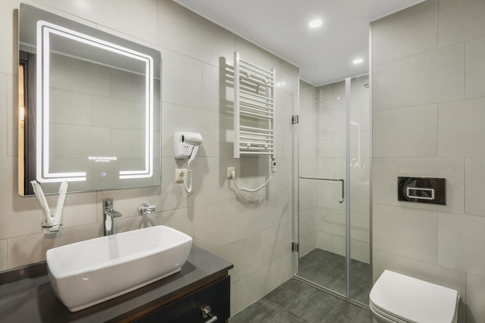 One-Bedroom Apartment