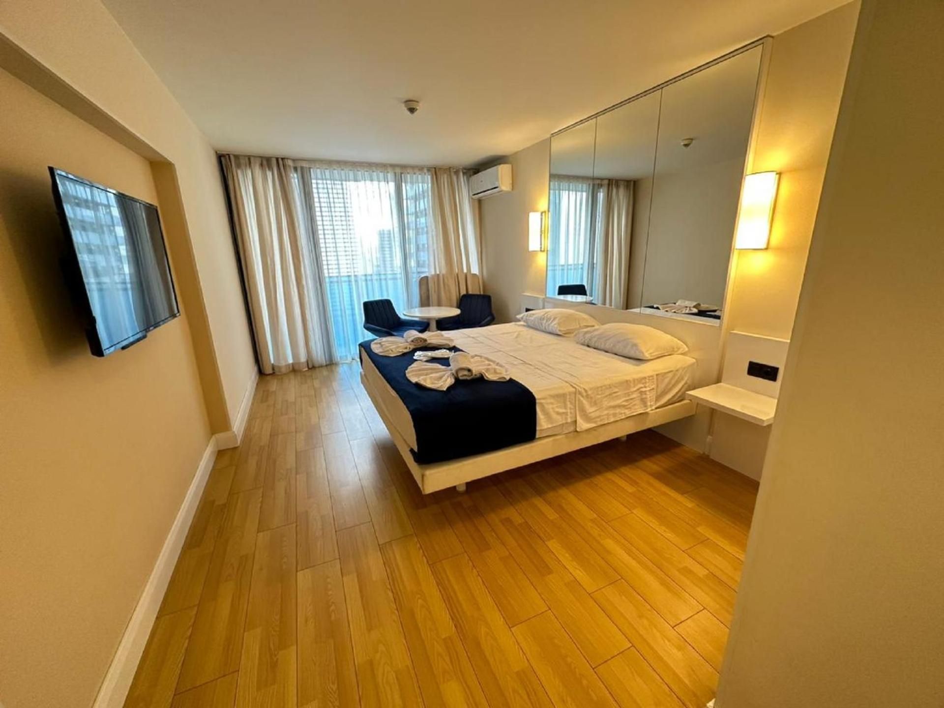 Suite with Sea View