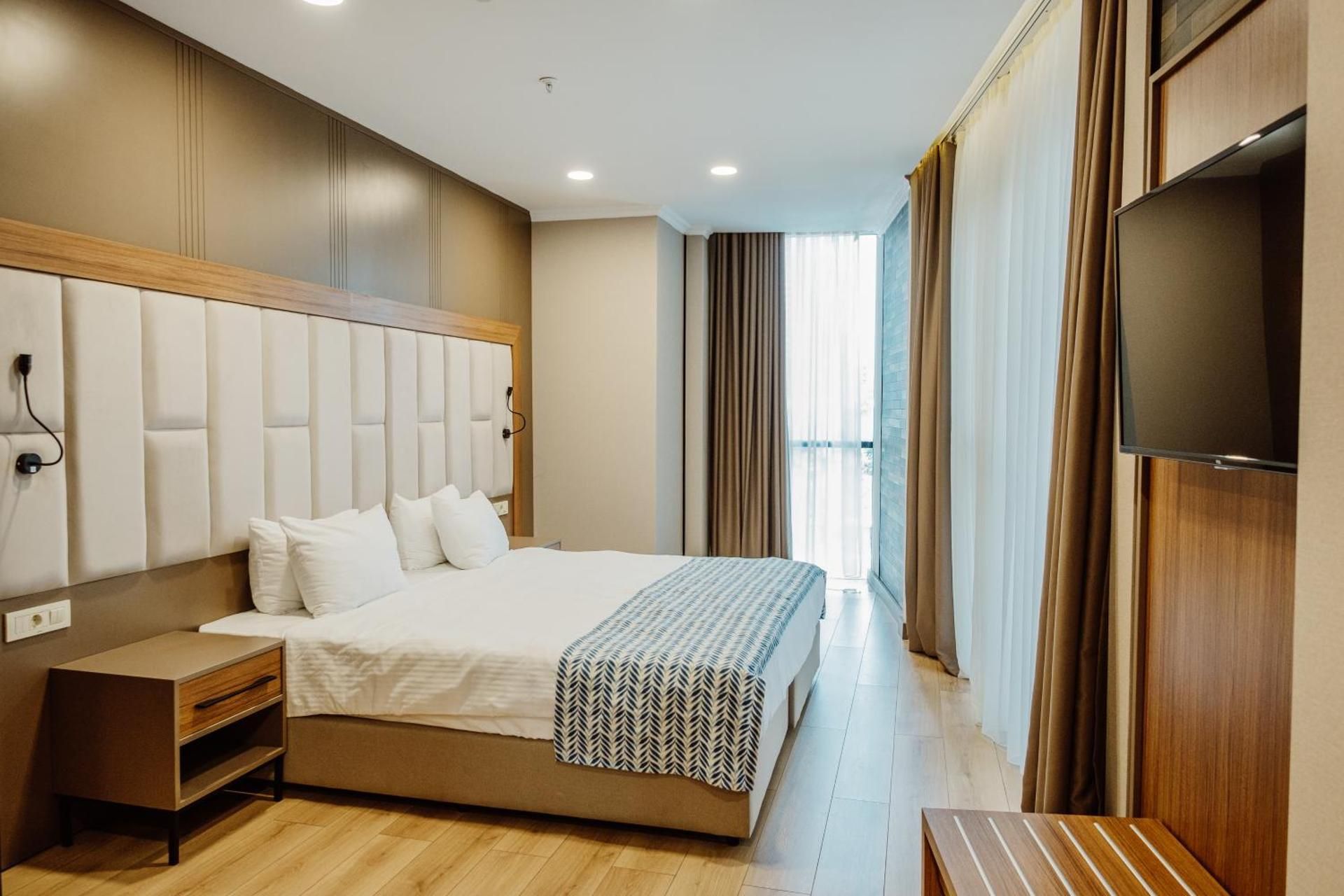 Two Connecting Double Rooms