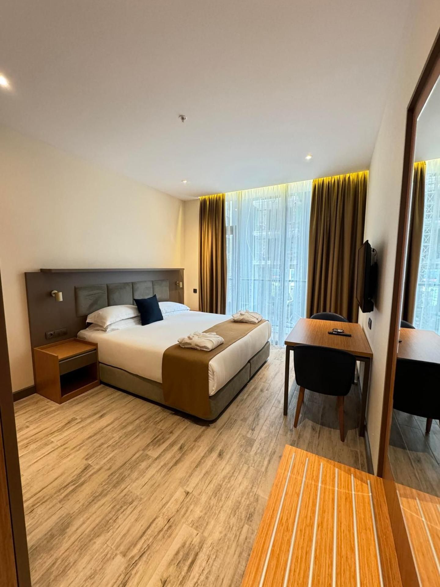 King Room with Balcony