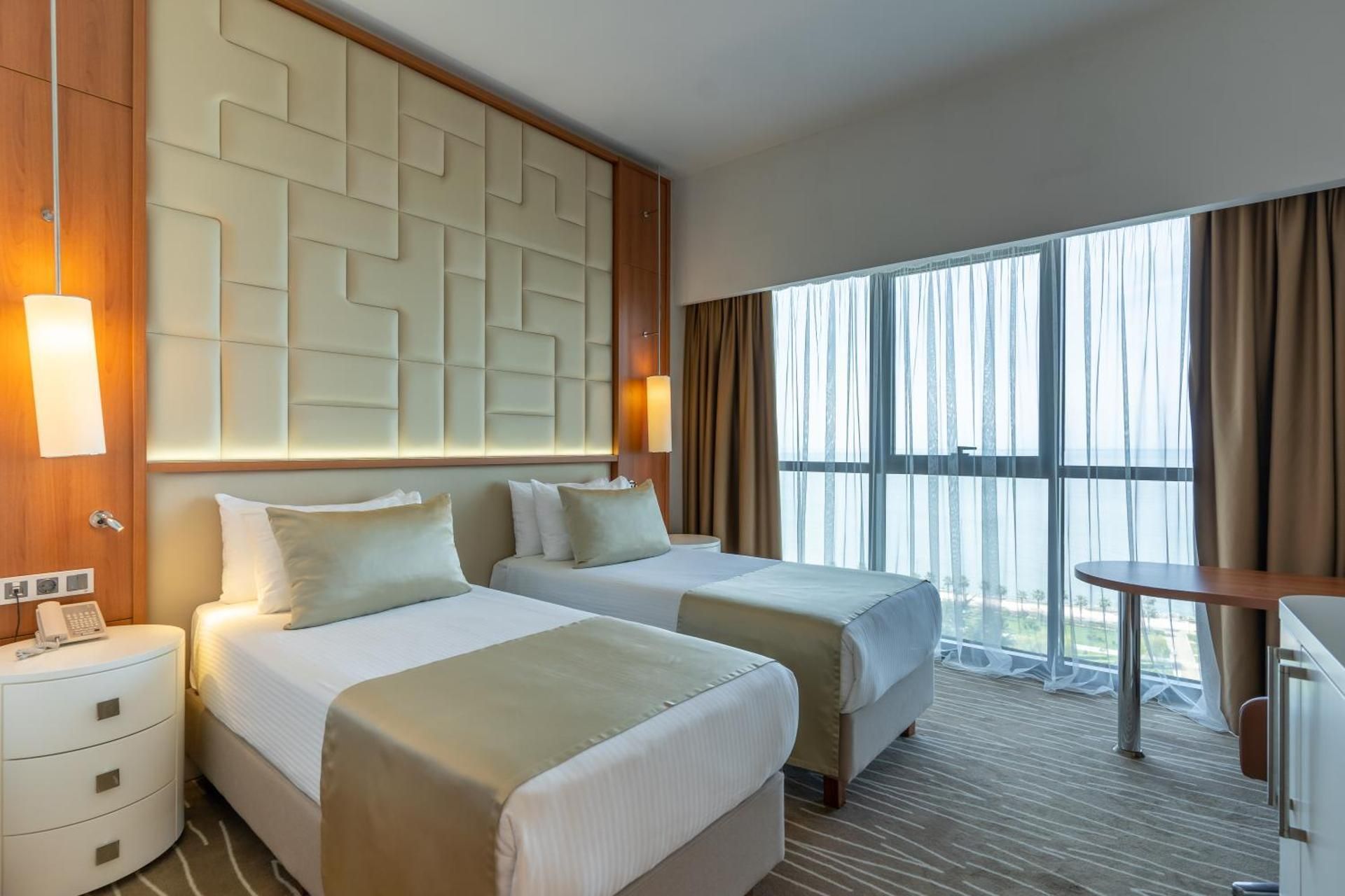 Standard Twin Room with Sea View