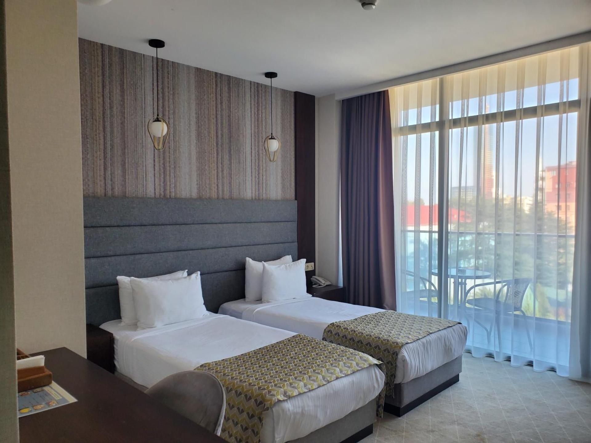 Standard Twin Room