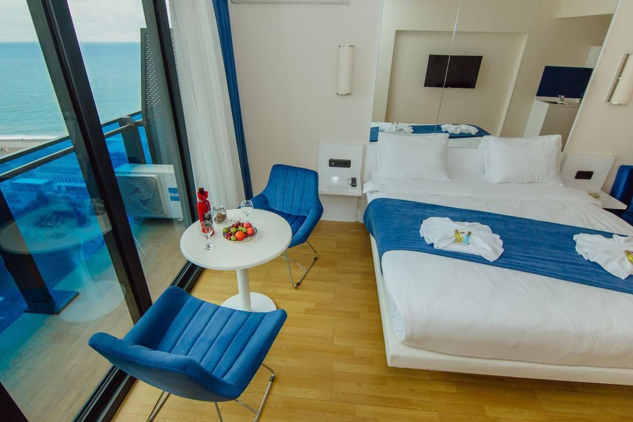 Deluxe King with Balcony