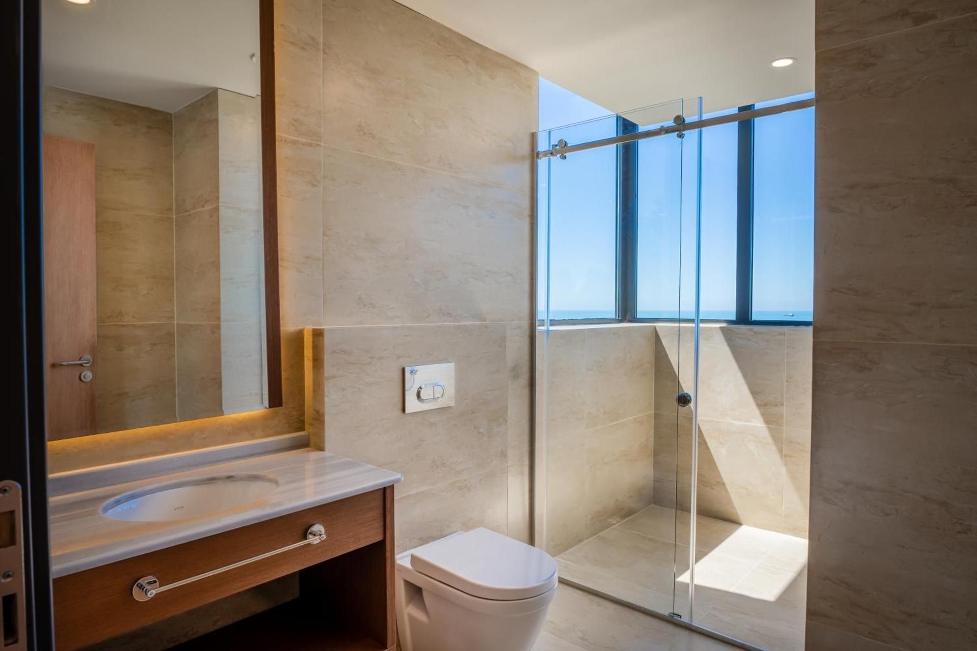 King Suite with Spa Bath