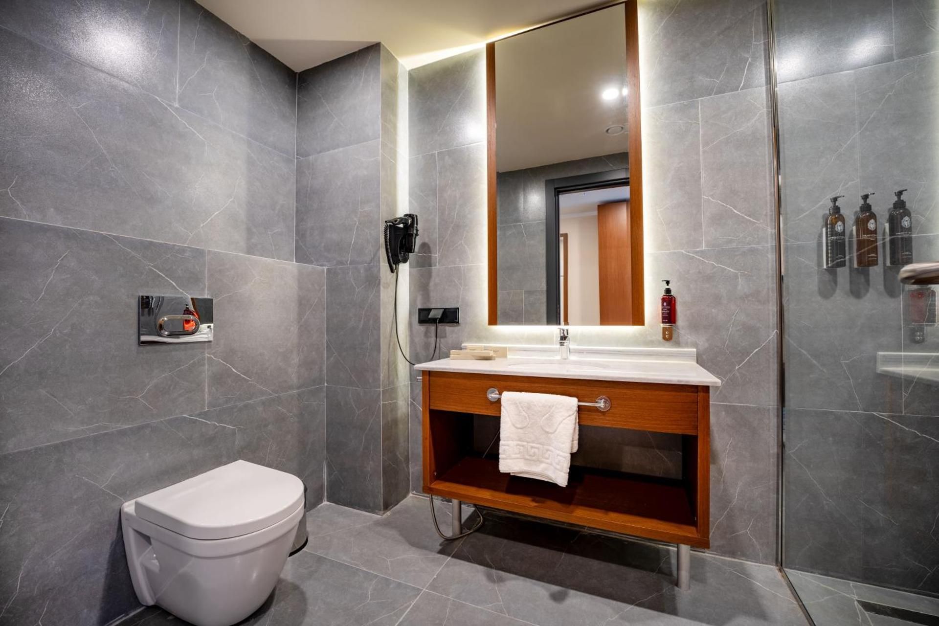 Suite with Sea View