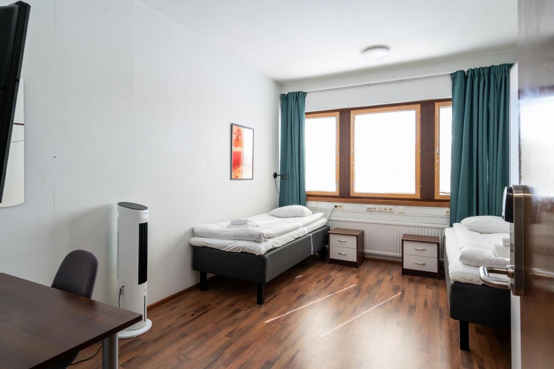 Standard Twin Room with Shared Bathroom