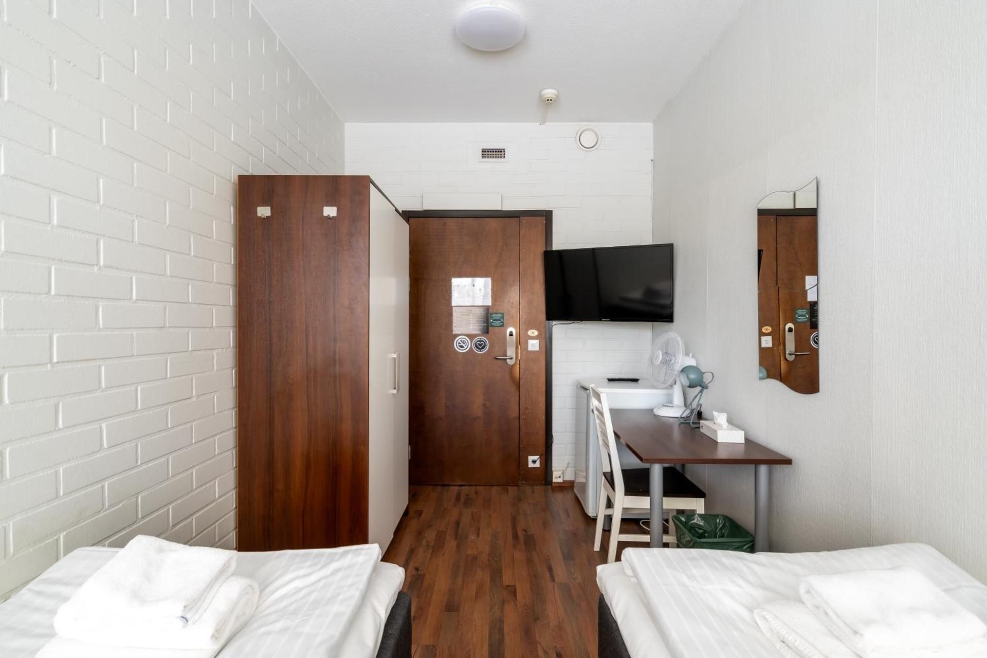 Twin Room with Shared Bathroom