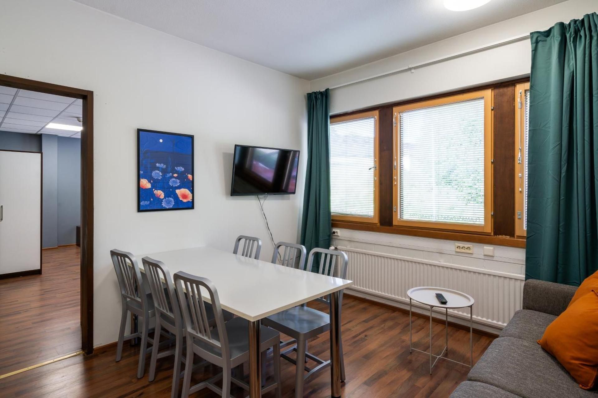 Quadruple Room with Shared Bathroom