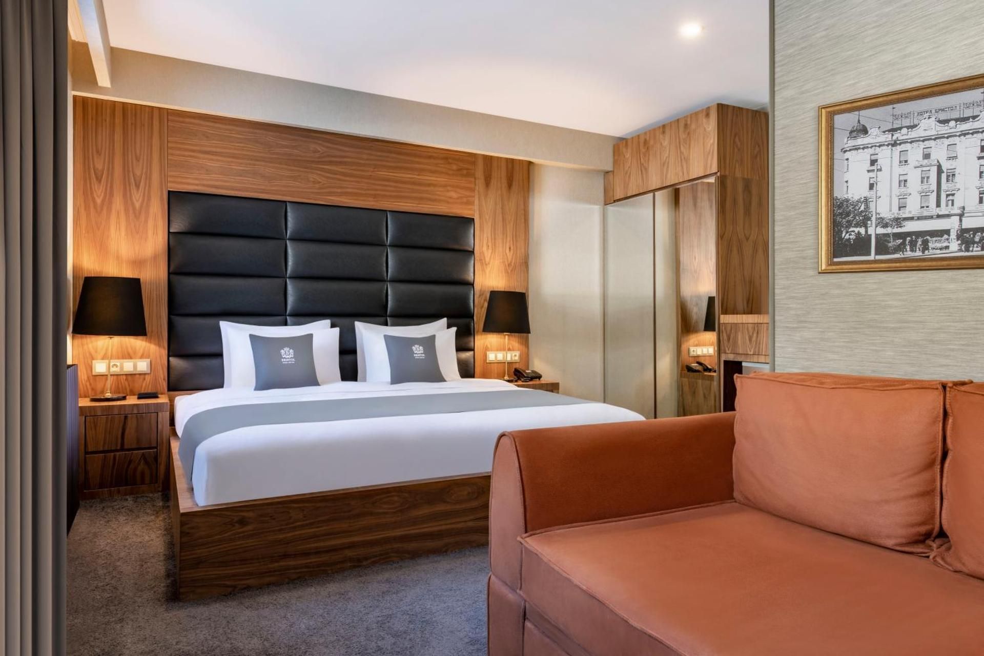 Deluxe King Room