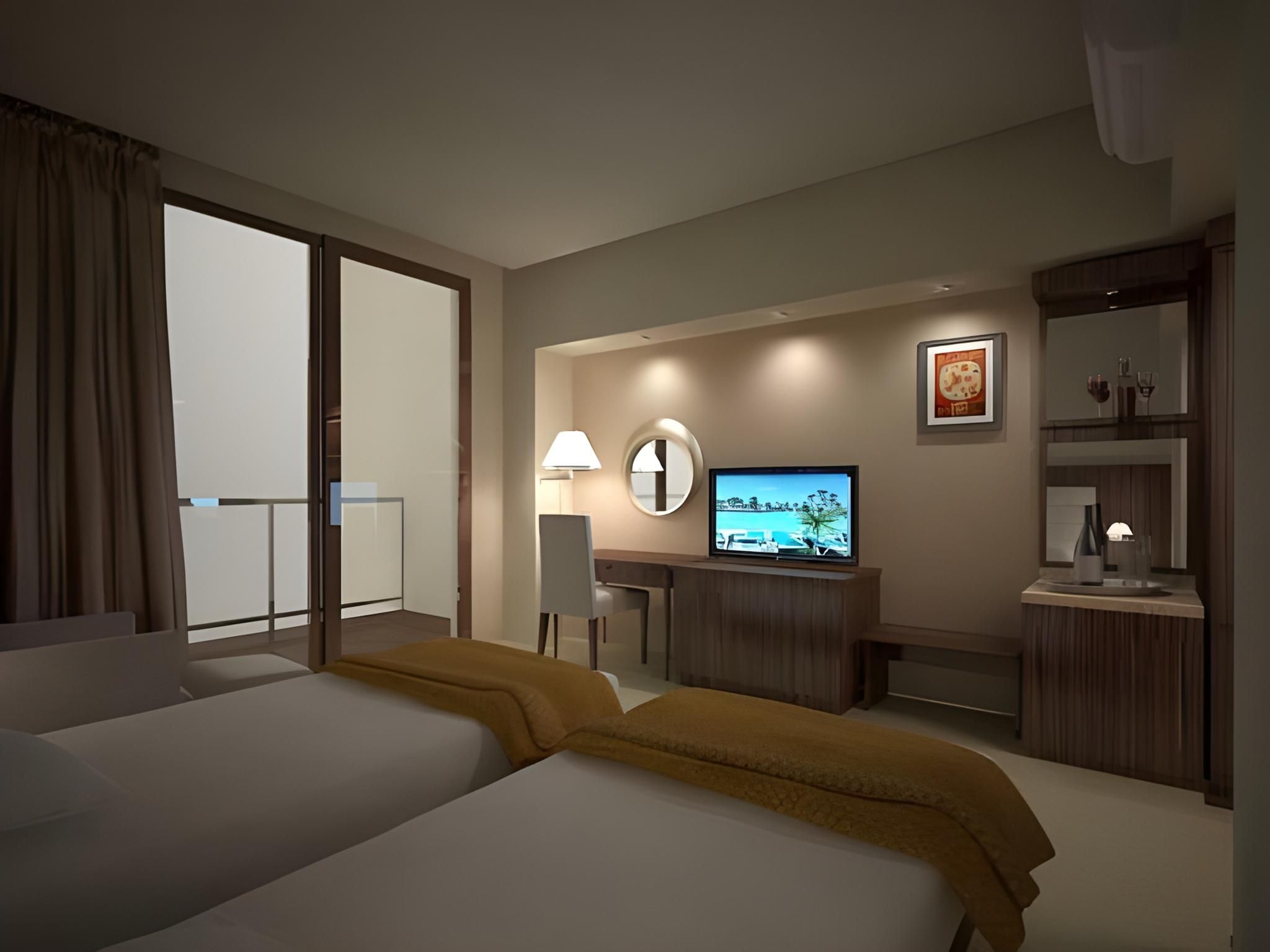 Standard Twin Room