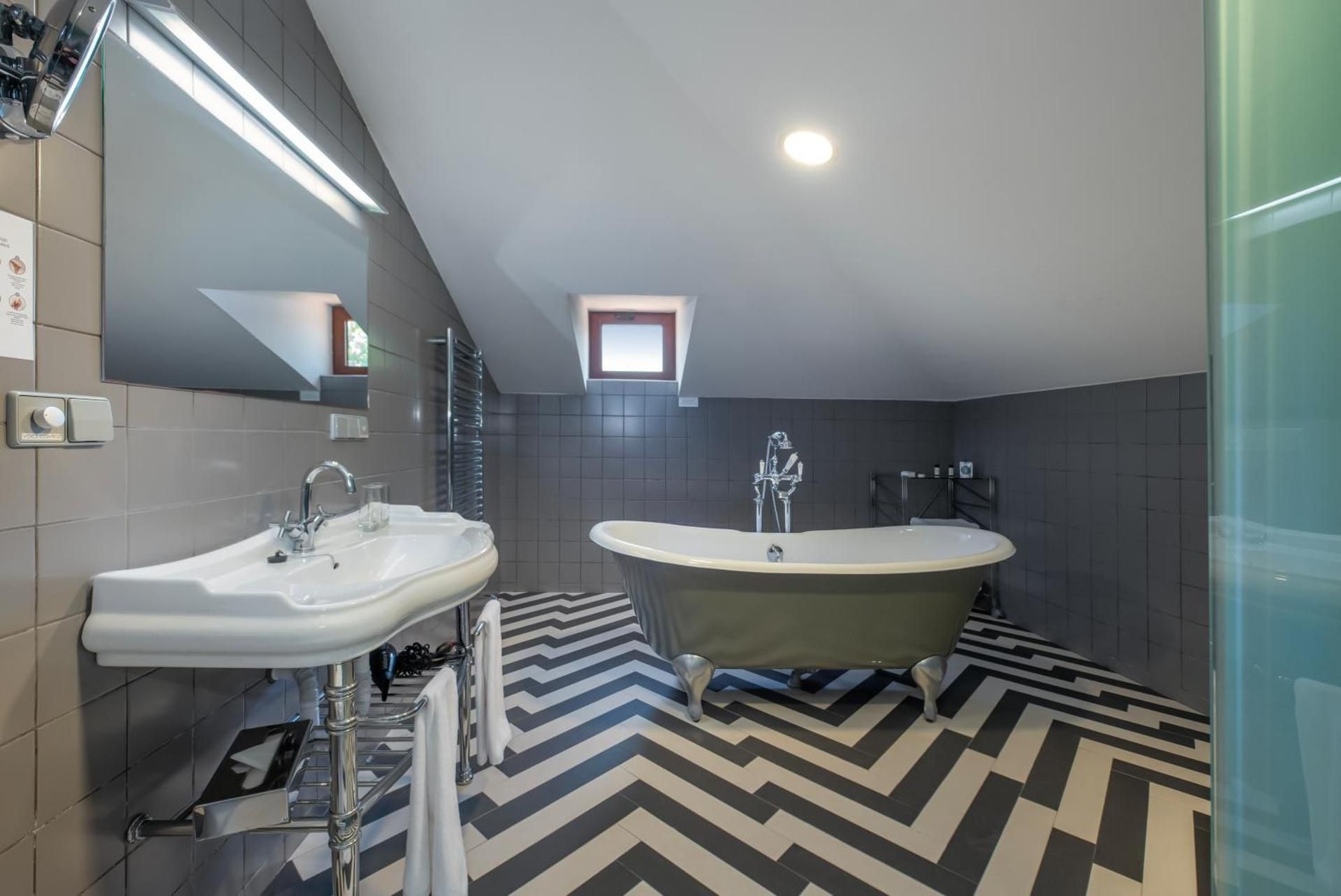 Duplex Suite