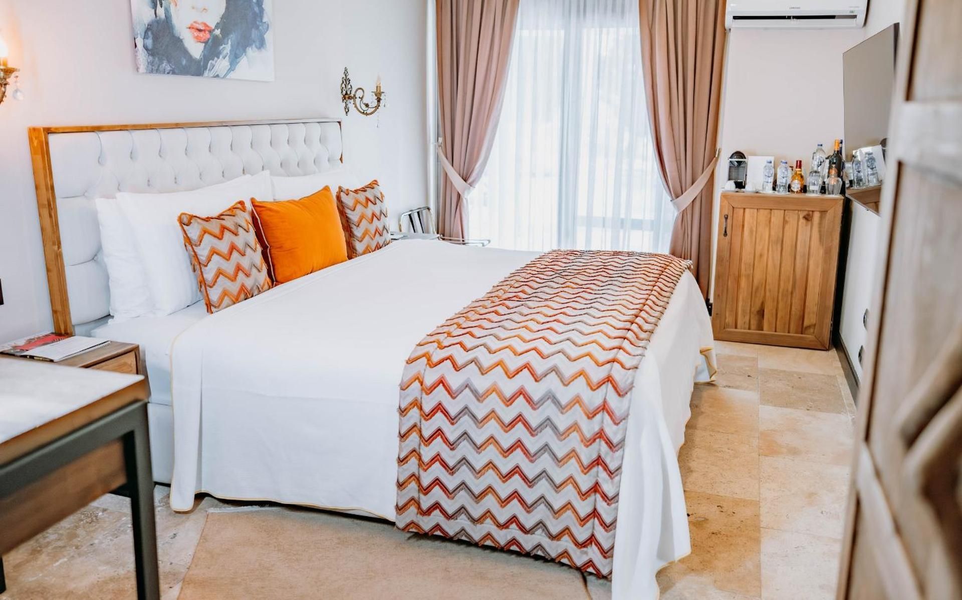 Double Room with Pool View