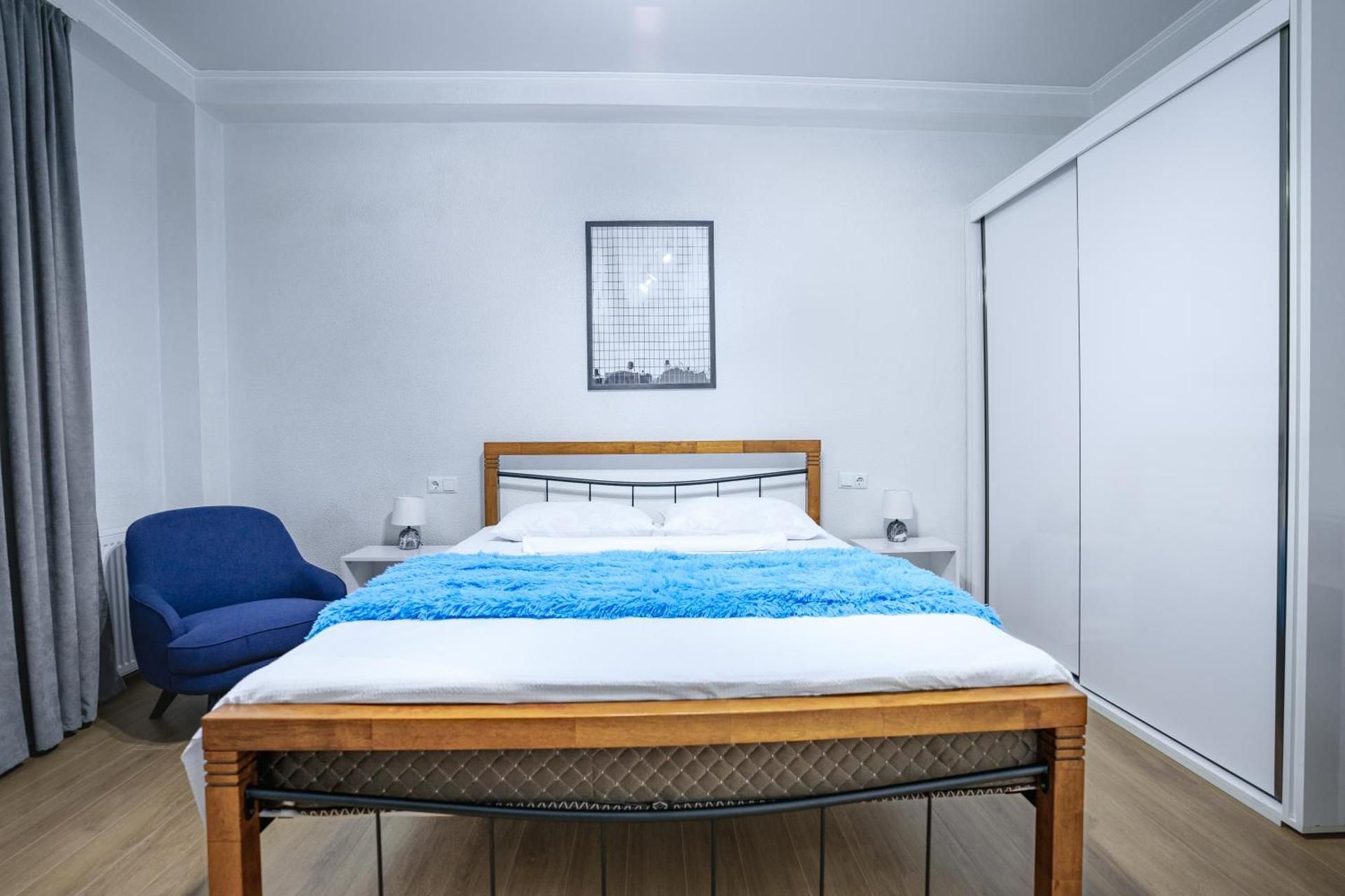 Queen Room with Balcony