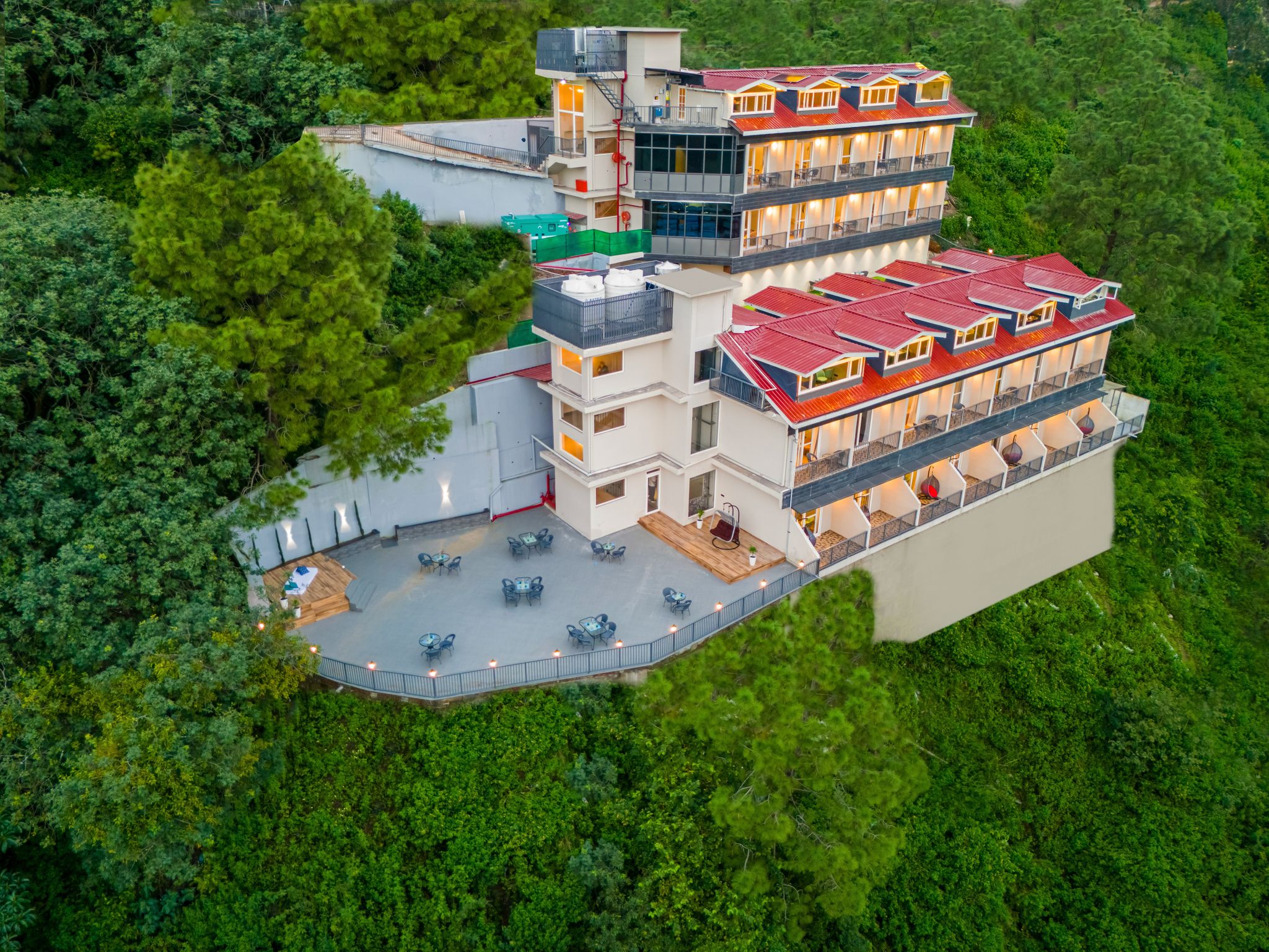 Sterling Ameris Kasauli