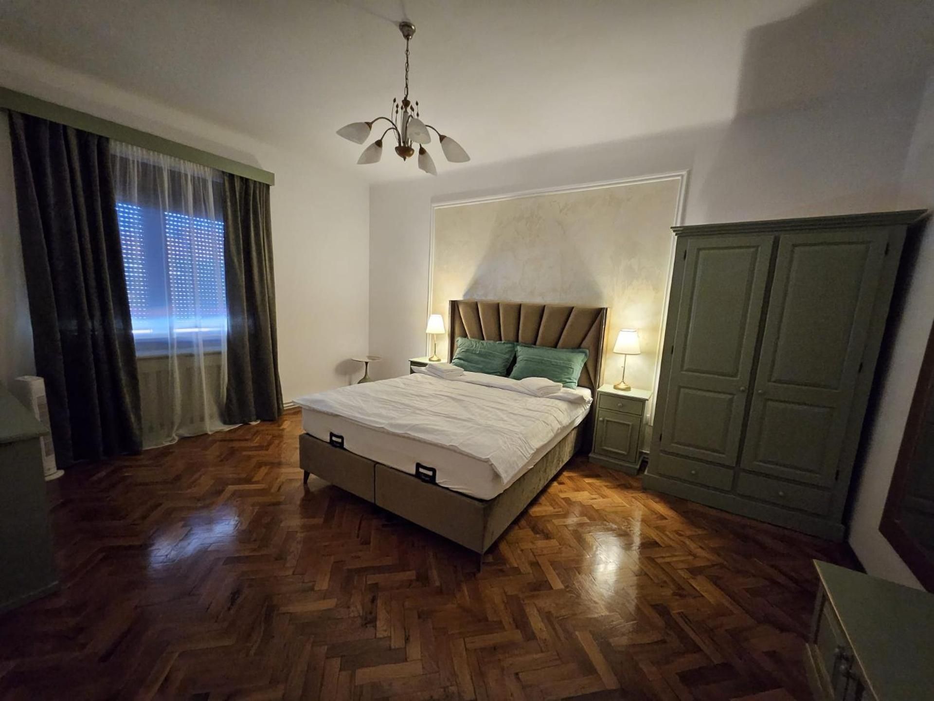 Casa Raduly Two-Bedroom Deluxe Apartment