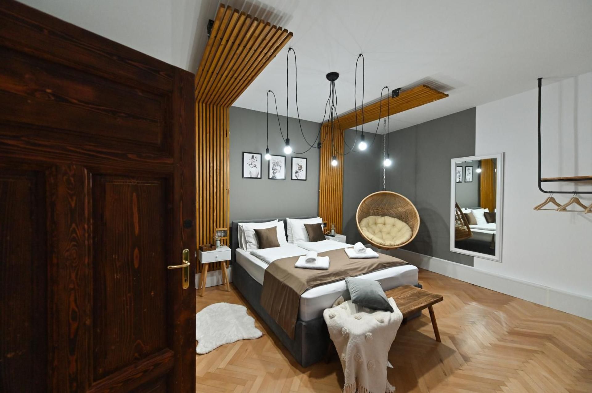 Superior King Room
