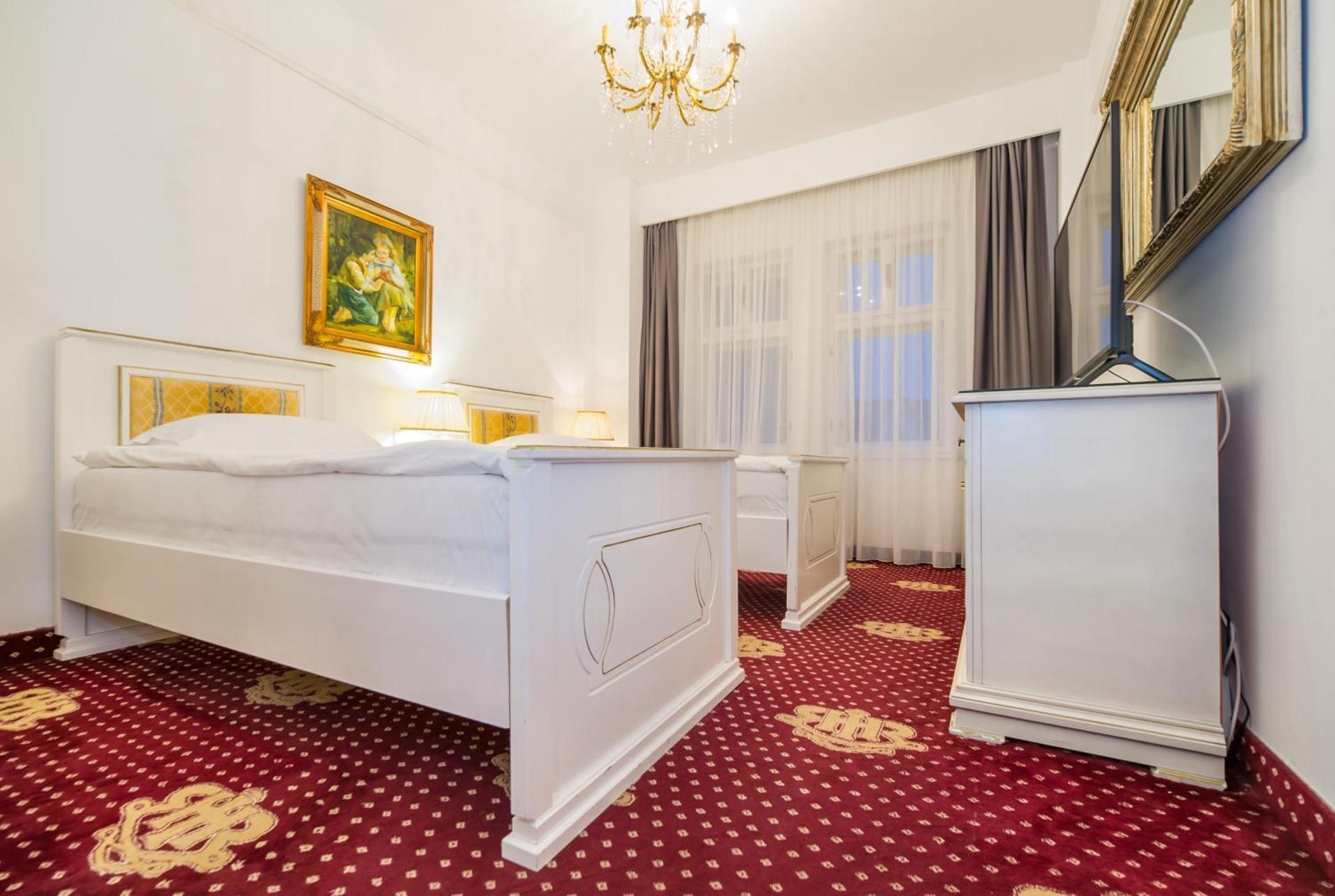 Deluxe Family Suite