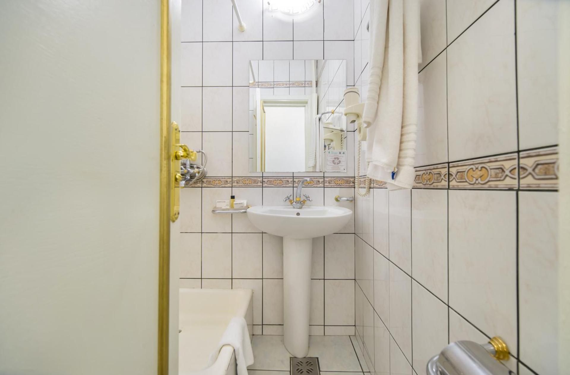 Single Room