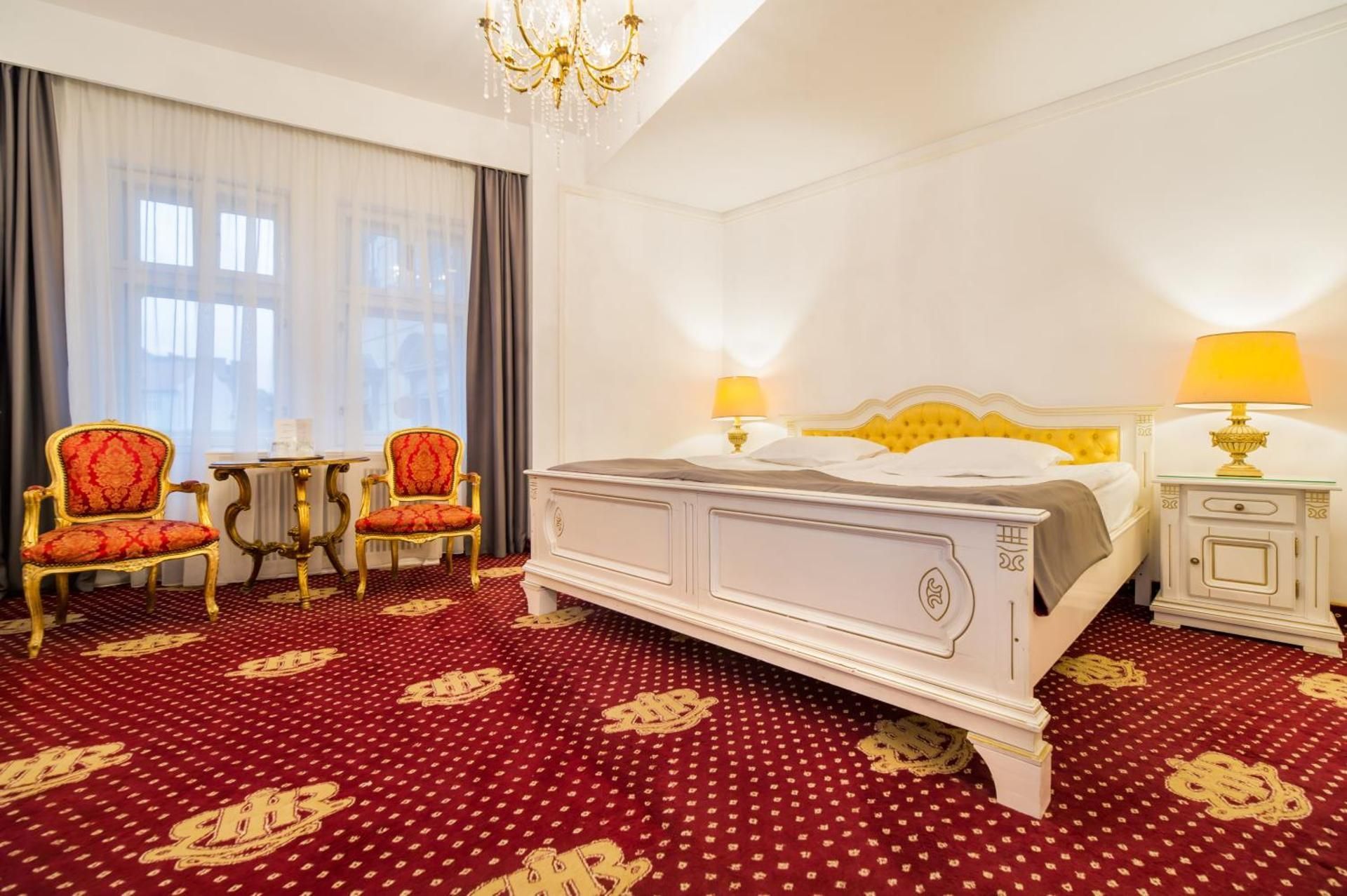 Deluxe Family Suite