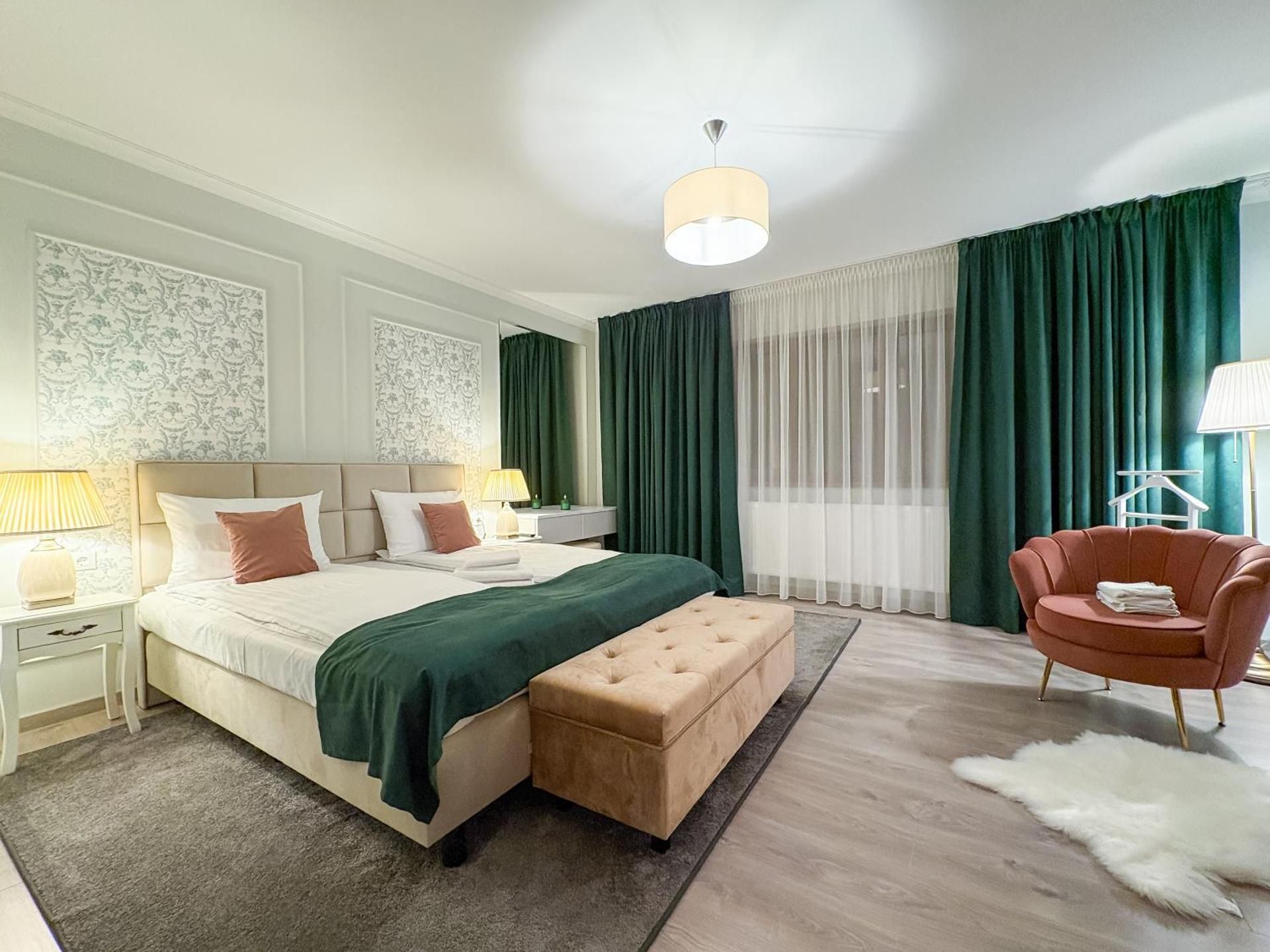 Three-Bedroom Deluxe Apartment