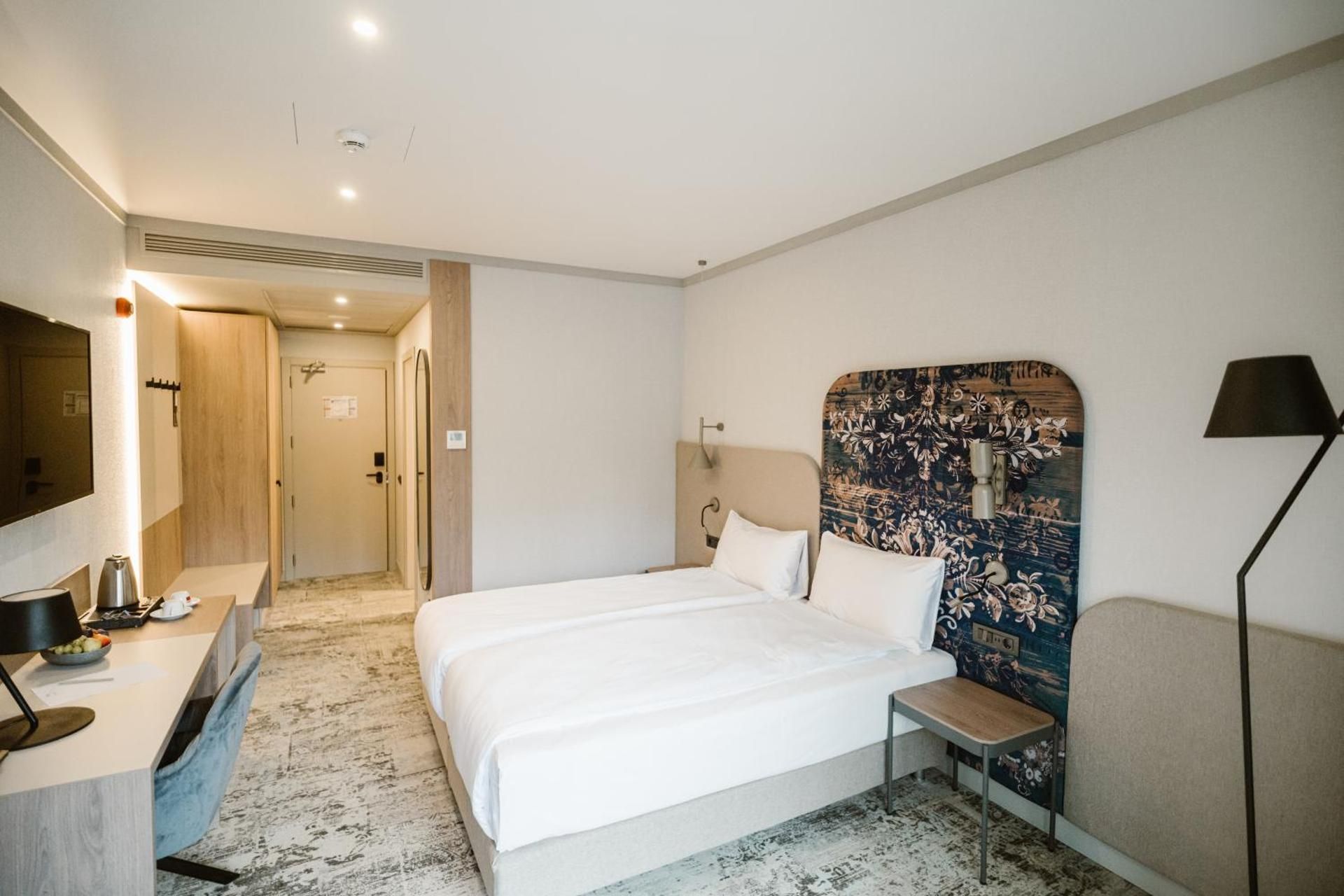 Superior Room with 2 zip-beds