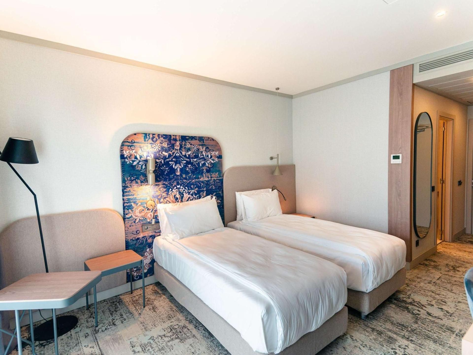 Mercure Sibiu Arsenal Classic Room With 2 Zip-Beds 2