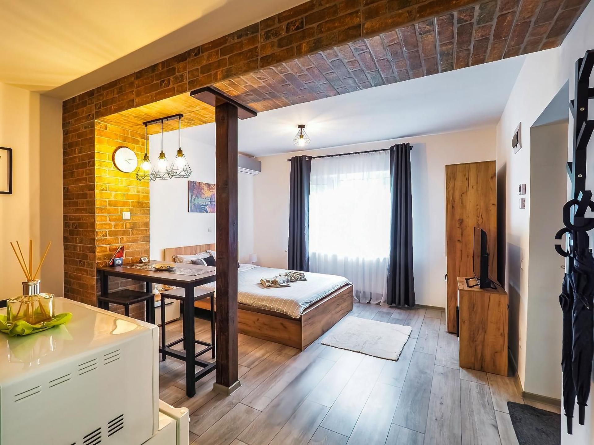 Studio Apartment