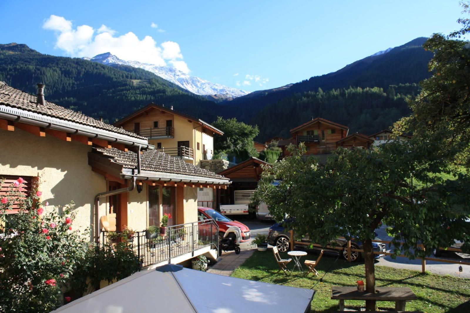 La Petite Auberge Standard Mountain View