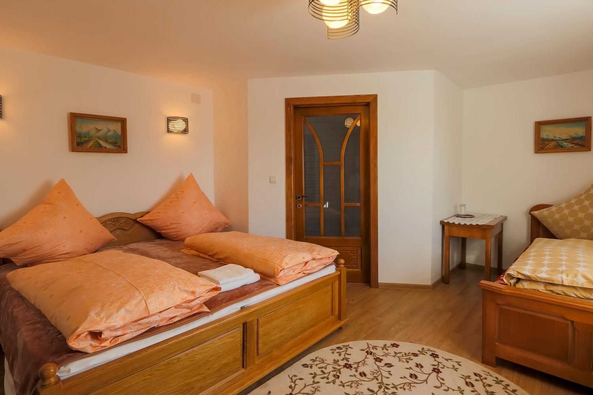 Triple Room with Private Bathroom
