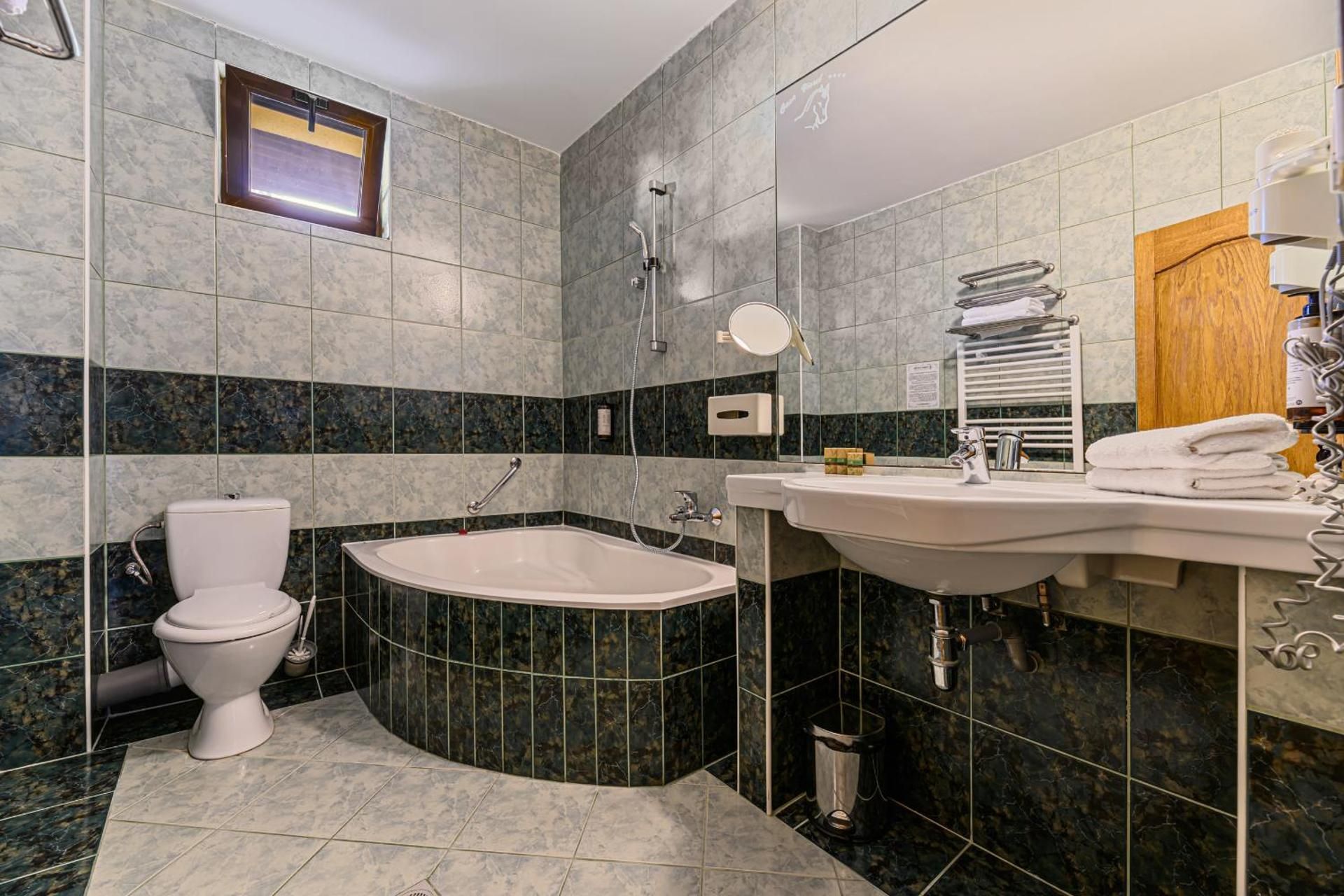 Two-Bedroom Suite