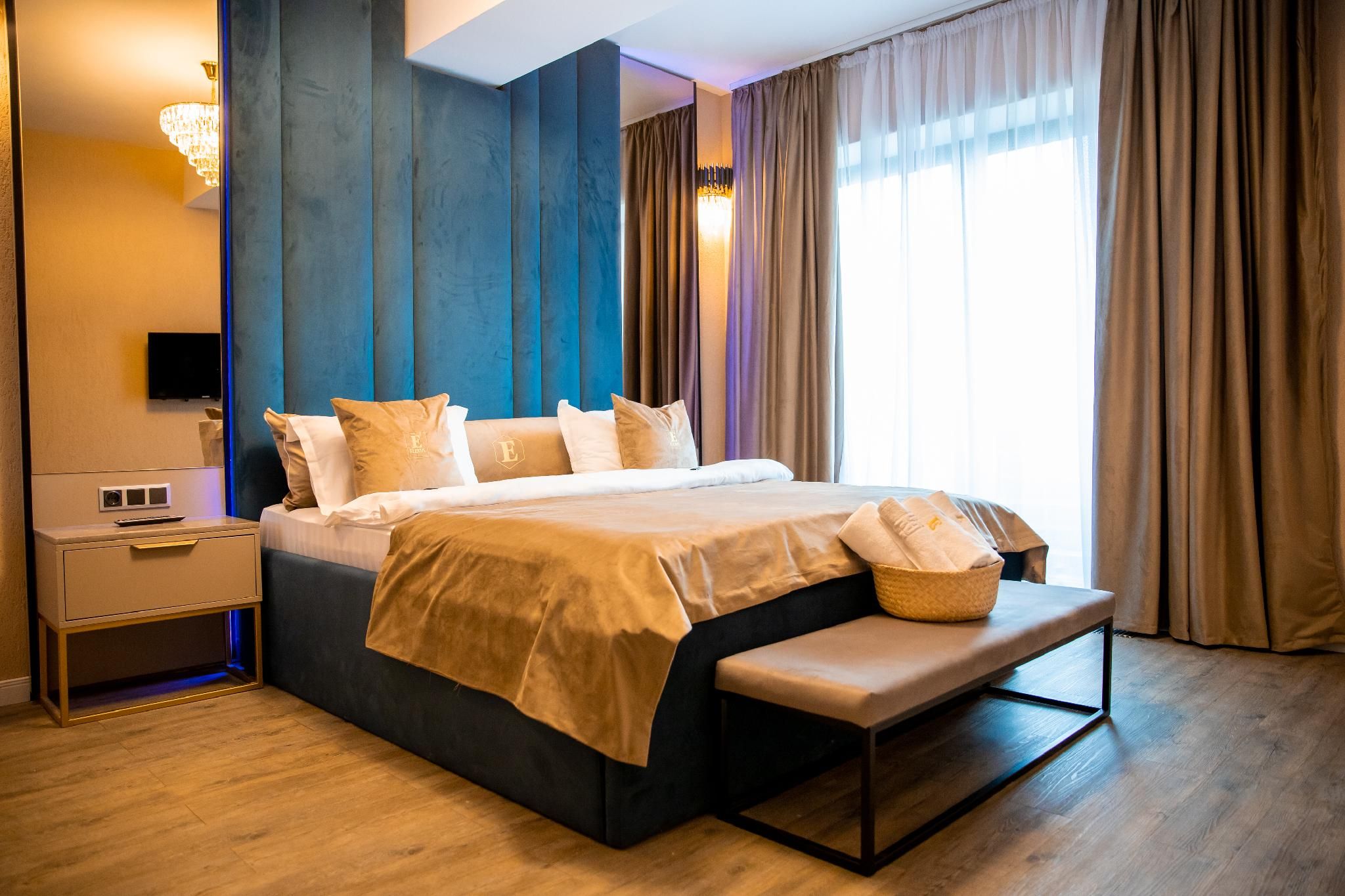 One Bedroom Deluxe
